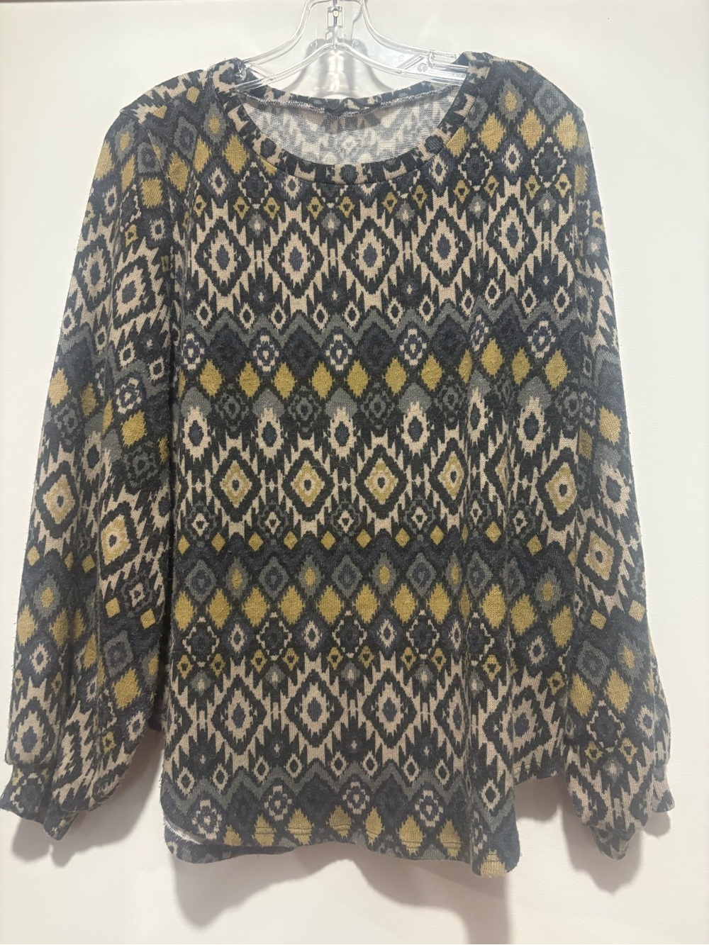 Casual Geometric Knit Sweater - Black, Navy, Gray & Mustard